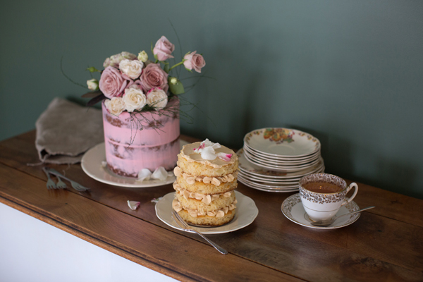 873AKF Baked a Cake 17 HR RGB FA web