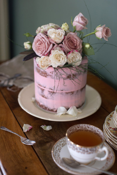 873AKF Baked a Cake 16 HR RGB FA web