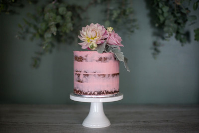 873AKF Baked a Cake 19 HR RGB FA web