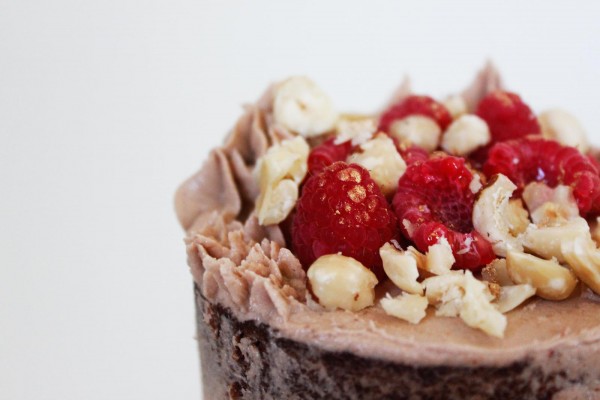 MG 7237 mini valentine cake web